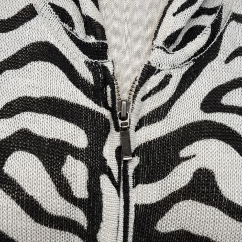 Chico's Sweater - Picture 2 of 8